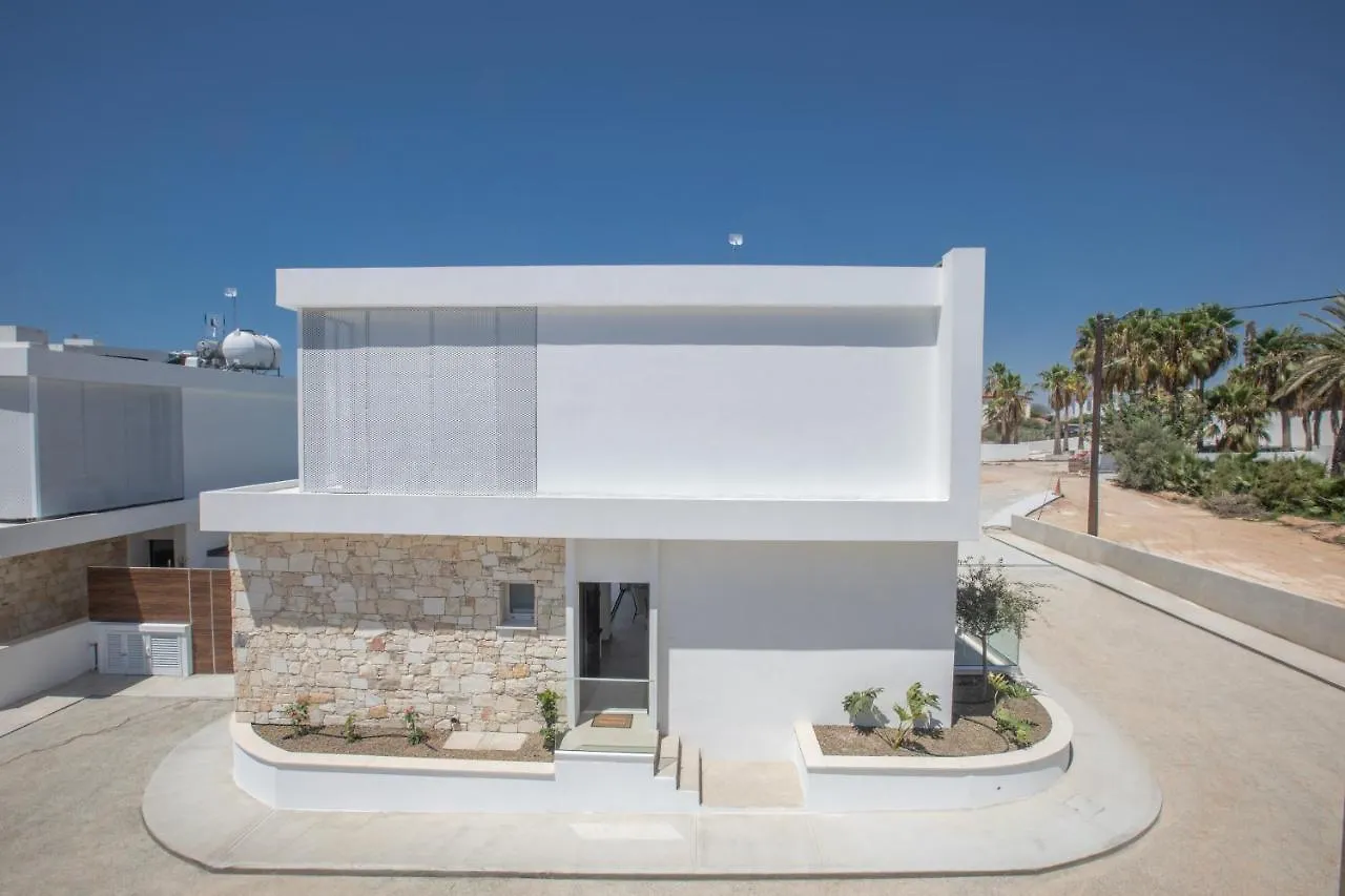 Kube Luxury Villas Agia Napa